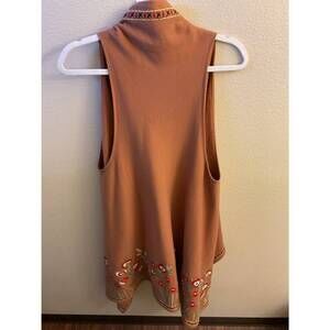 NEW DANIALI women's sleeveless embroidered vest in rust